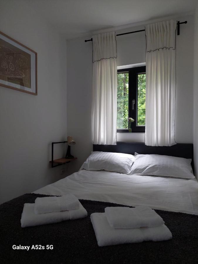 Casa De Pe Un Deal-Provita De Sus-Prahova Ngoại thất bức ảnh