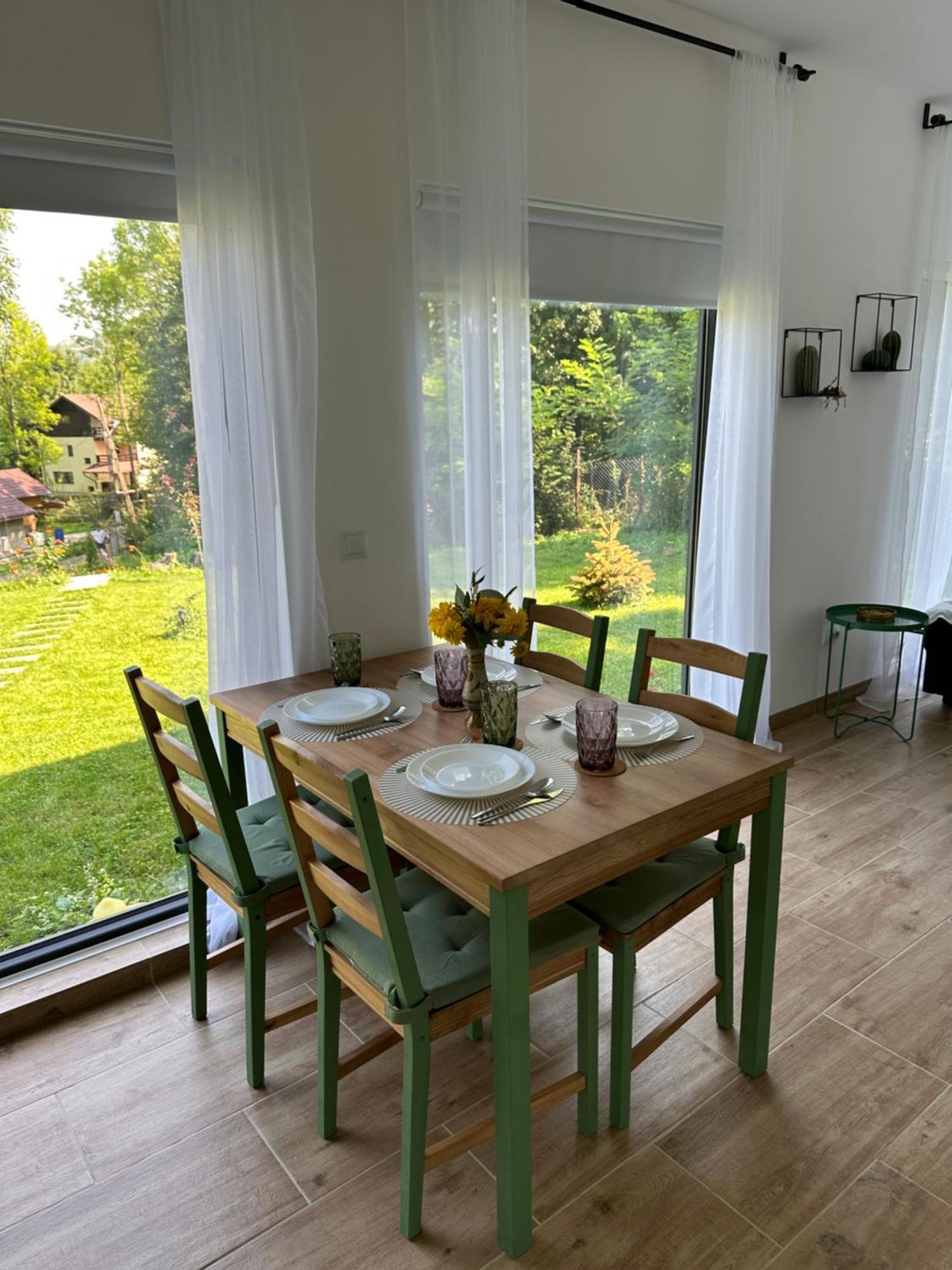 Casa De Pe Un Deal-Provita De Sus-Prahova Ngoại thất bức ảnh
